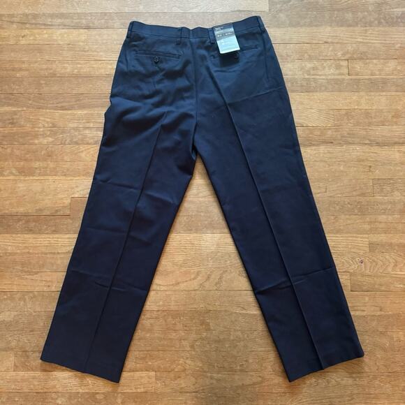 NWT Denver Hayes navy blue pleated front no iron dress pants size 36 x 32 b14 - Picture 6 of 6